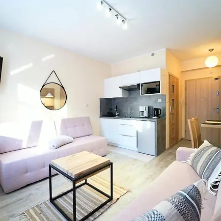 Everysky - Sucha 3 Apartment *